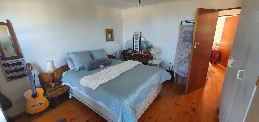 3 Bedroom Property for Sale in Boggomsbaai Western Cape